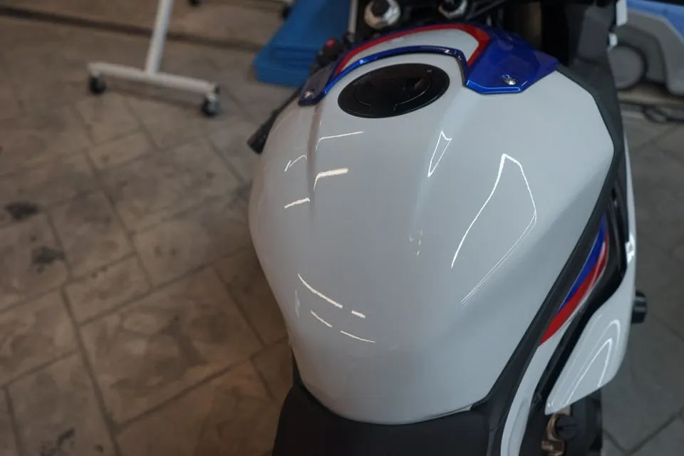 BMW S1000RR ppf - BMW S1000RR PPF Review: Full Bike Protection photo 5