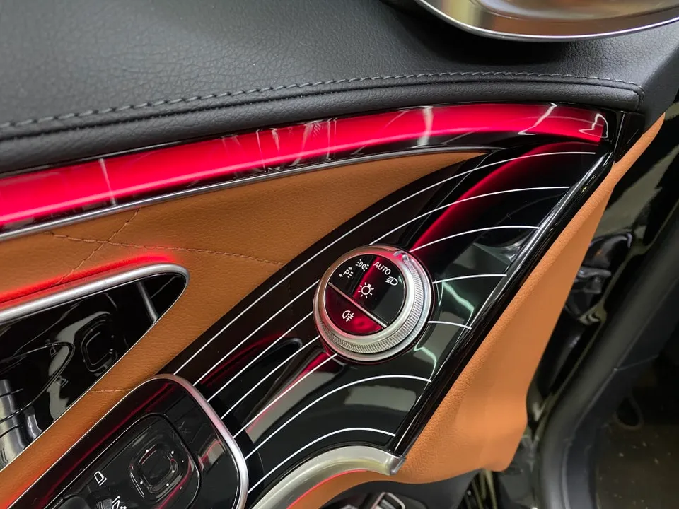 Mercedes-Benz S-Class W223のカーオーディオ施工事例 施工写真 1-3