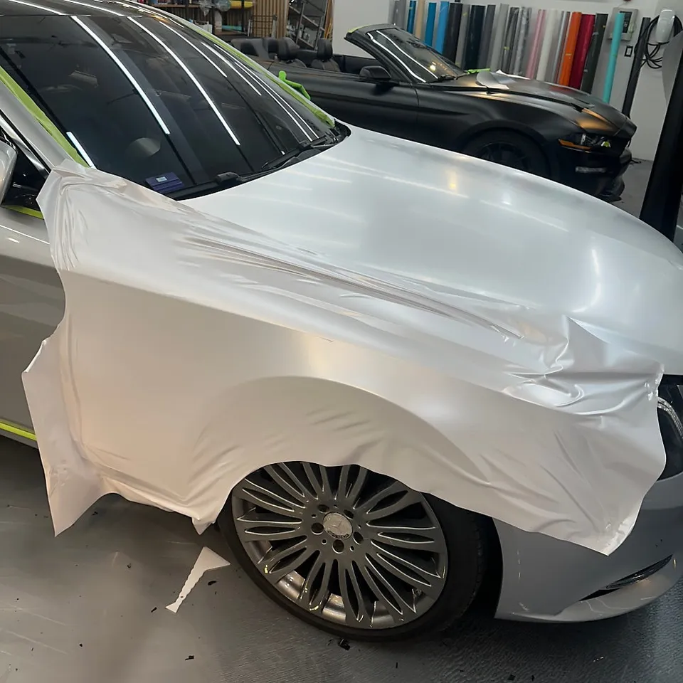 Mercedes-Benz Maybachのカーラッピング事例 施工写真 4-1