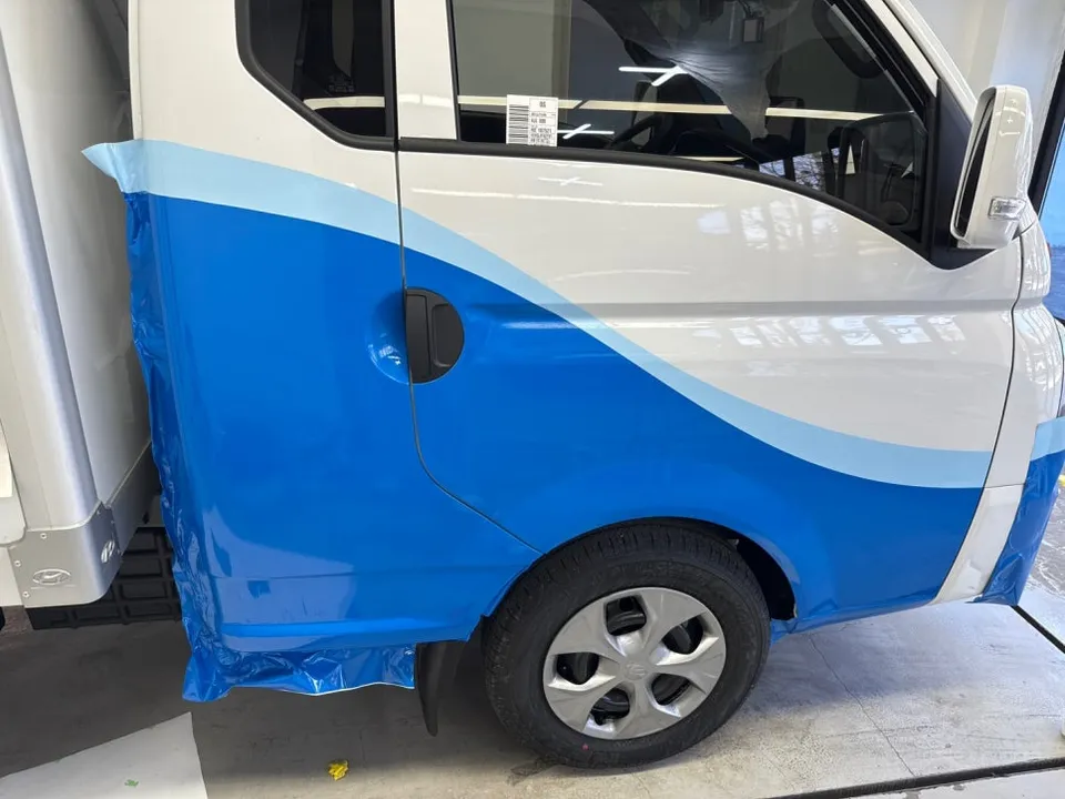Hyundai Porterのカーラッピング事例|費用目安・仕上がり 施工写真 1-2