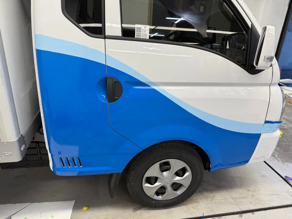 Hyundai Porterのカーラッピング事例|費用目安・仕上がり 施工写真 3-2