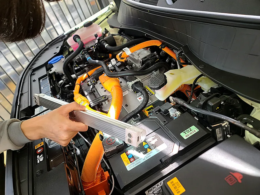 Hyundai Casperのカーフィルム施工事例|費用目安と仕上がり 施工写真 2-3