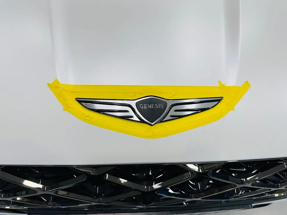 Genesis GV70のカーラッピング事例|費用目安・仕上がり 施工写真 2-2