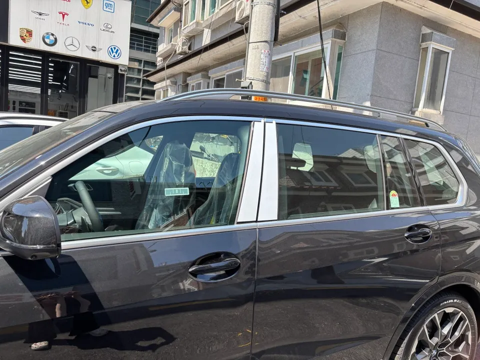 BMW X7 PPF施工事例|クロームブラック化と保護効果 施工写真 3-1