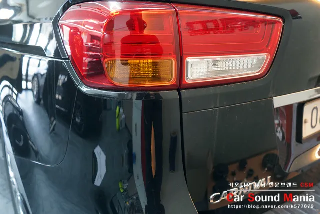 Kia Carnival KA4のカーオーディオ施工事例 写真