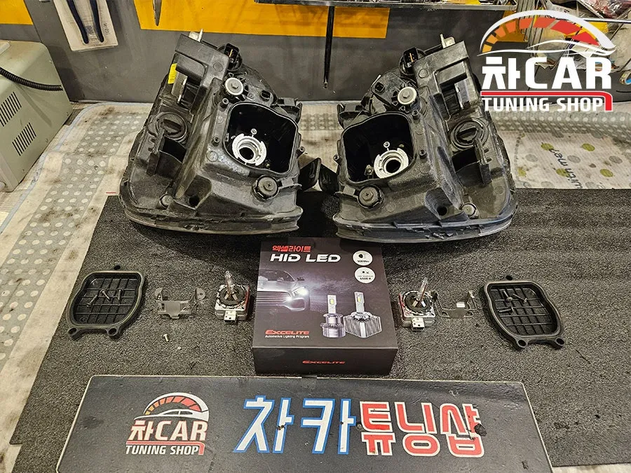 Kia Mohaveのドライブレコーダー取付事例 施工写真 4