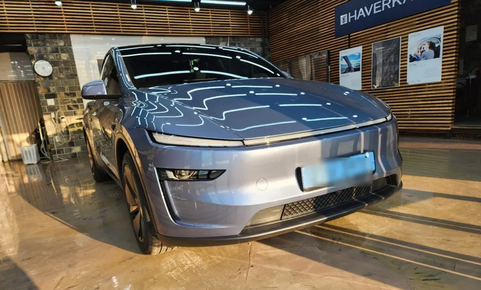 Tesla Model Y PPF施工事例｜費用目安と仕上がり 施工写真 3-2