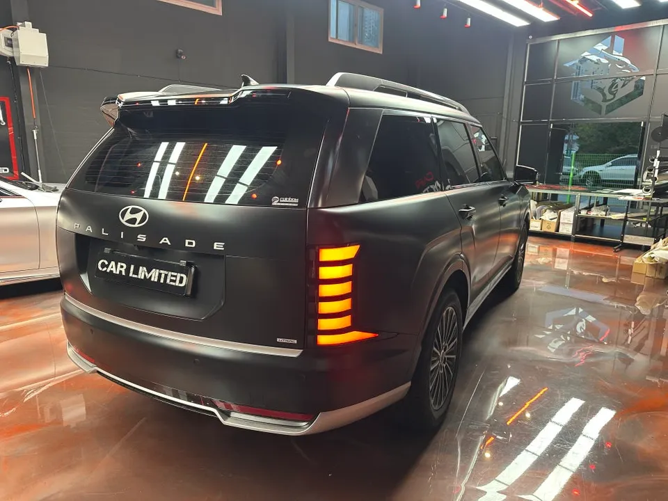 Hyundai Palisadeのカーラッピング事例 施工写真 1-3