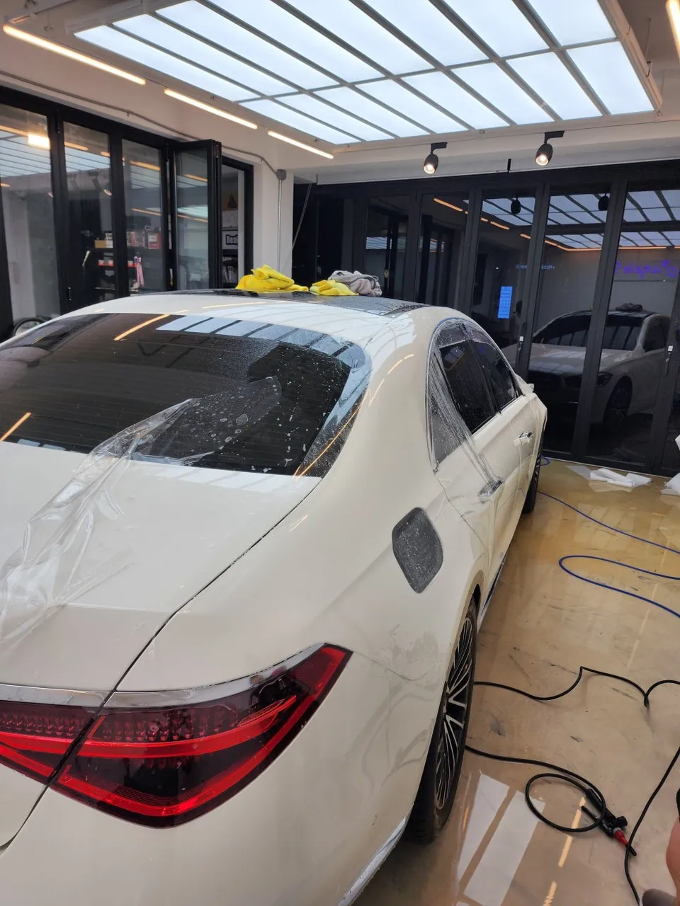 メルセデス・ベンツ Sクラス W223 PPF施工事例 施工写真 3-3