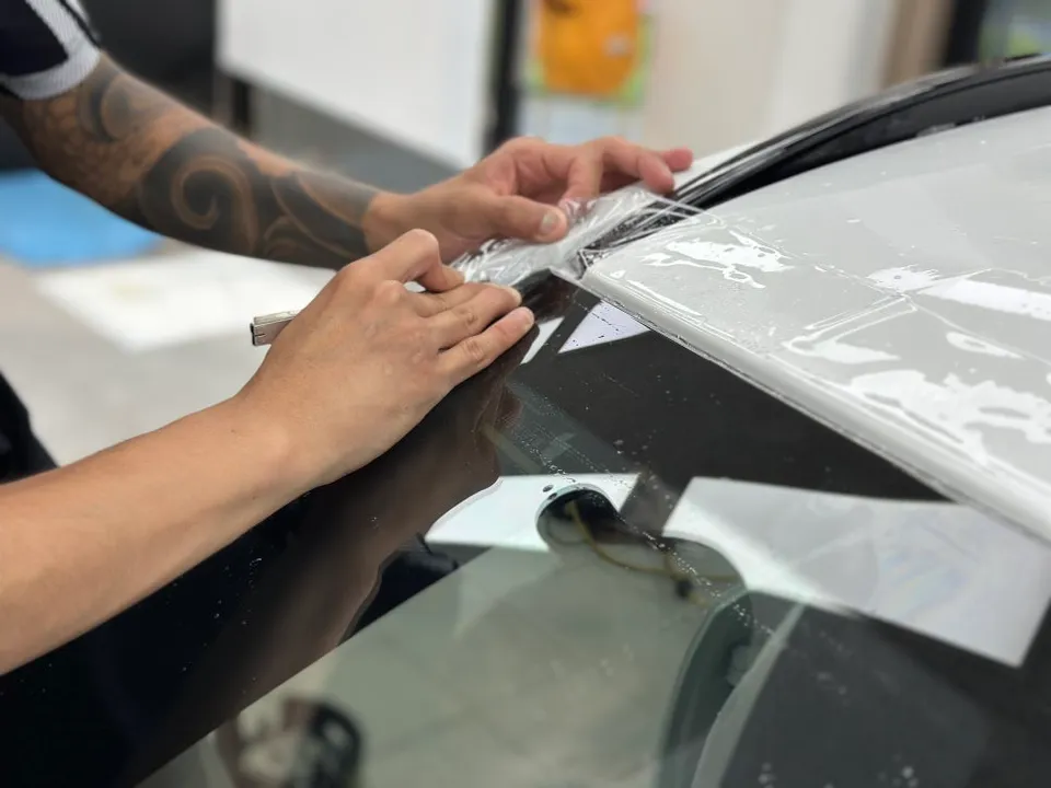 BMW X1のPPF施工事例 施工写真 3-2