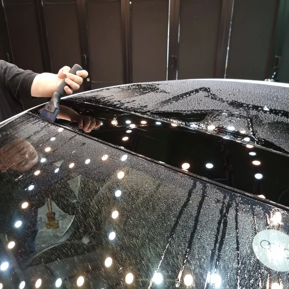 Audi A5のPPF施工事例|飛び石傷から守る 施工写真 3-2