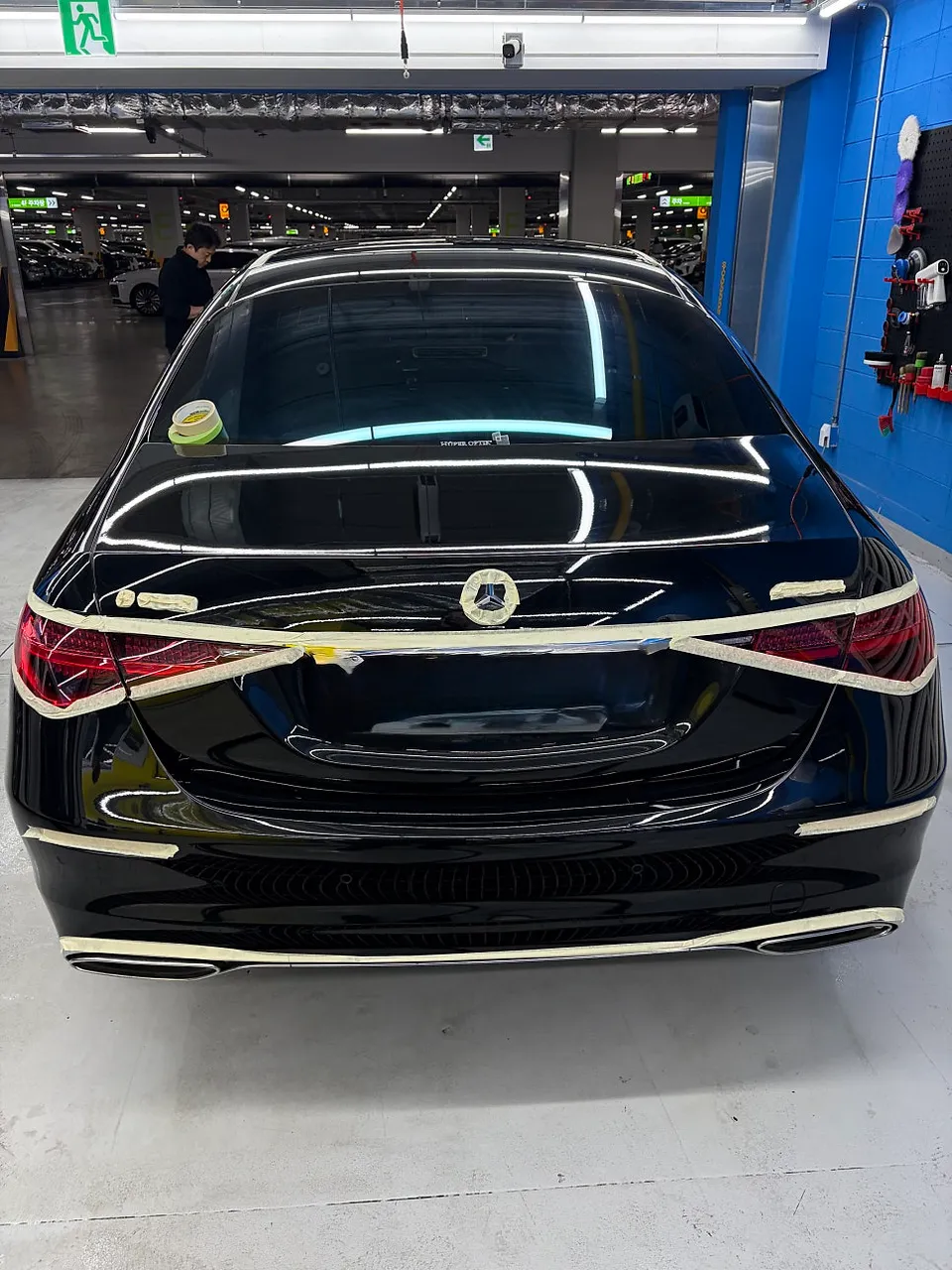 Mercedes-Benz S-Classのガラスコーティング事例 施工写真 1-2