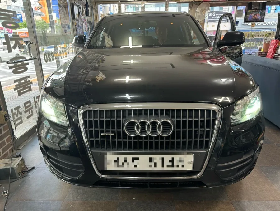 Audi Q5 HID Lighting Upgrade Review — Brighter Night Driving