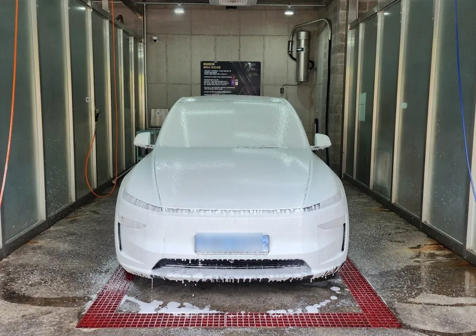 Tesla Model Y PPF施工事例｜費用目安と仕上がり 施工写真 3-1