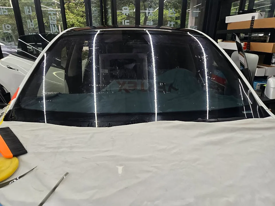 Tesla Model Y PPF施工事例｜費用目安と仕上がり 施工写真 3-2