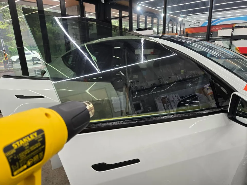 Tesla Model Y PPF施工事例｜費用目安と仕上がり 施工写真 3-3