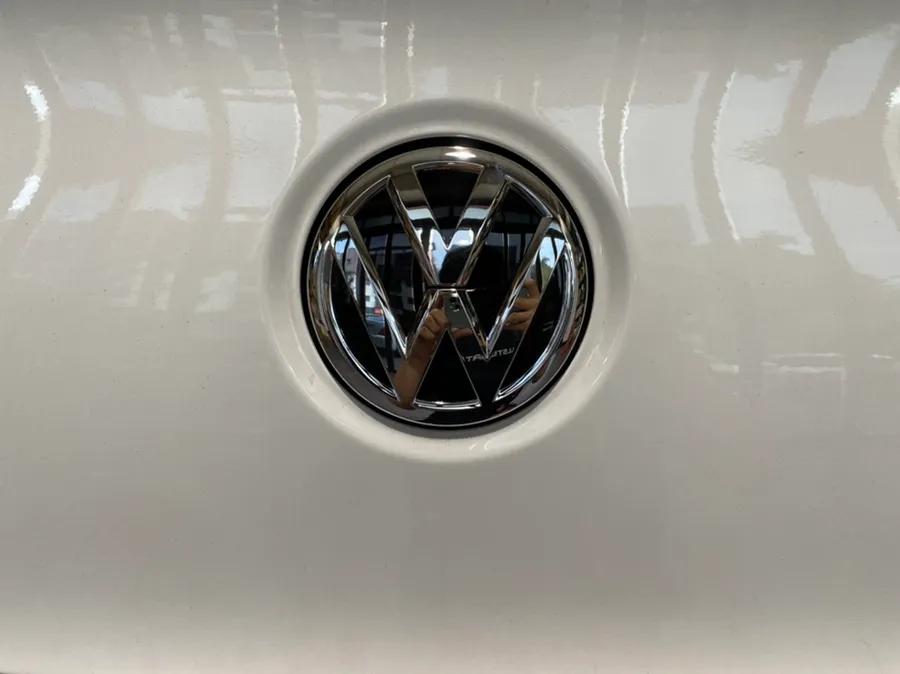 Volkswagen CC oem options - Volkswagen CC OEM Folding Rear Camera Review — Enhanced Parking photo 5
