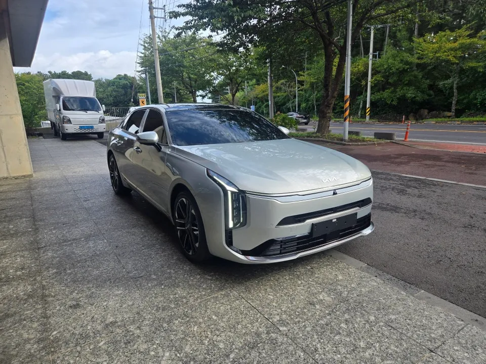 Kia K8 PPF施工事例：費用目安と仕上がり 写真