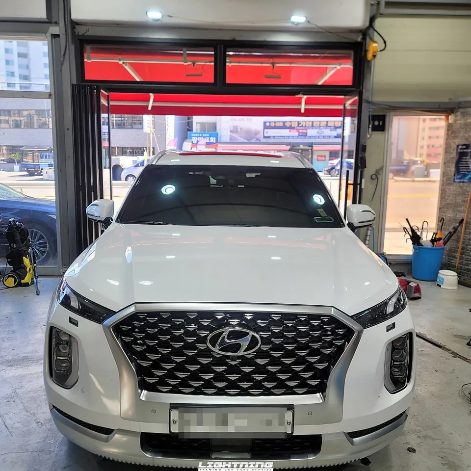 Hyundai Palisadeのガラスコーティング事例|韓国での施工 施工写真 3-3