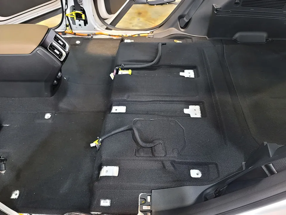 Kia Sorento MQ4 ambient lighting - Kia Sorento MQ4 Ambient Lighting Review — Cost & Results photo 4