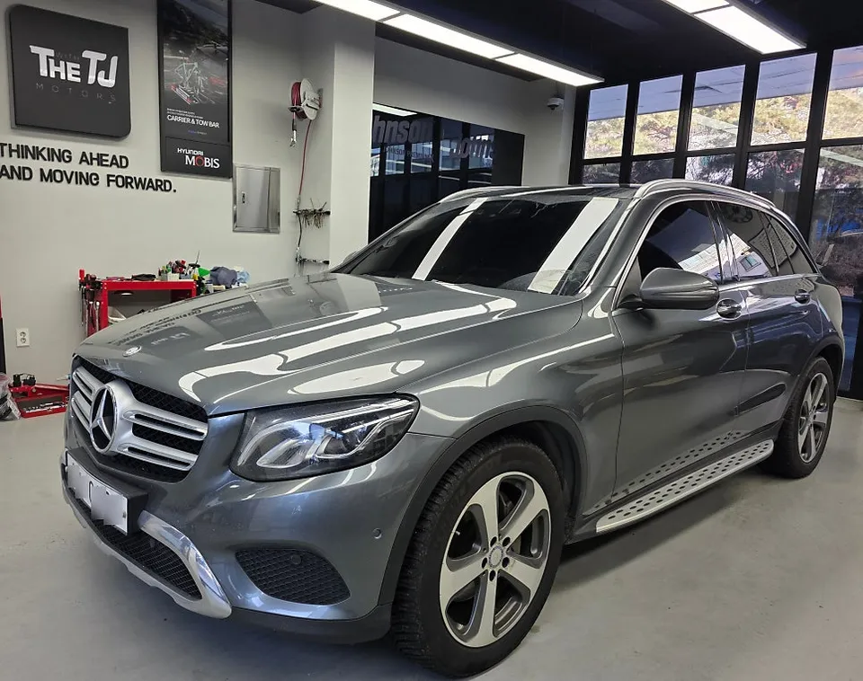 Mercedes-Benz GLC Around View Monitor Review — Enhanced Visibilit photo 1