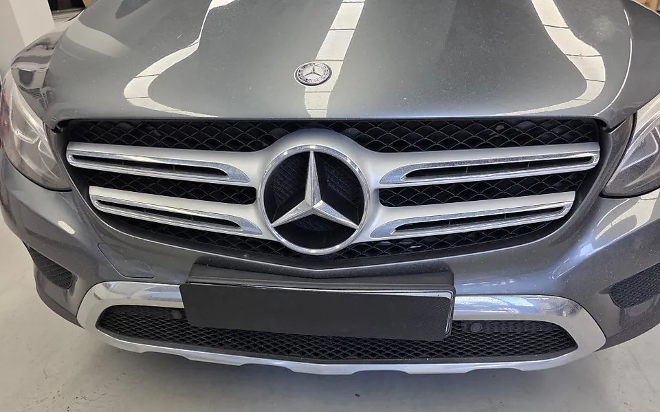 Mercedes-Benz GLC around view - Mercedes-Benz GLC Around View Monitor Review — Enhanced Visibilit photo 3