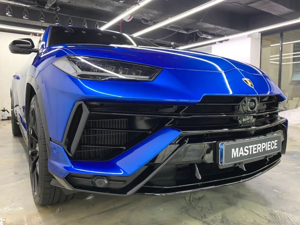 Lamborghini Urus PPF施工事例：費用目安と仕上がり 施工写真 1-3