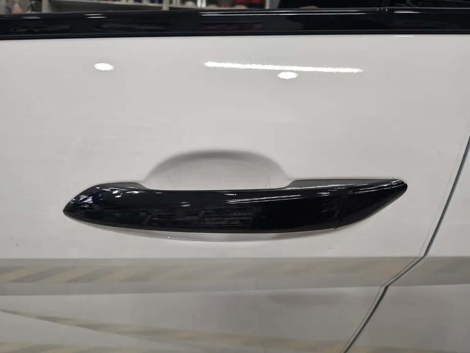 Hyundai Elantra Nのカーラッピング事例|費用目安・仕上がり 施工写真 2-2