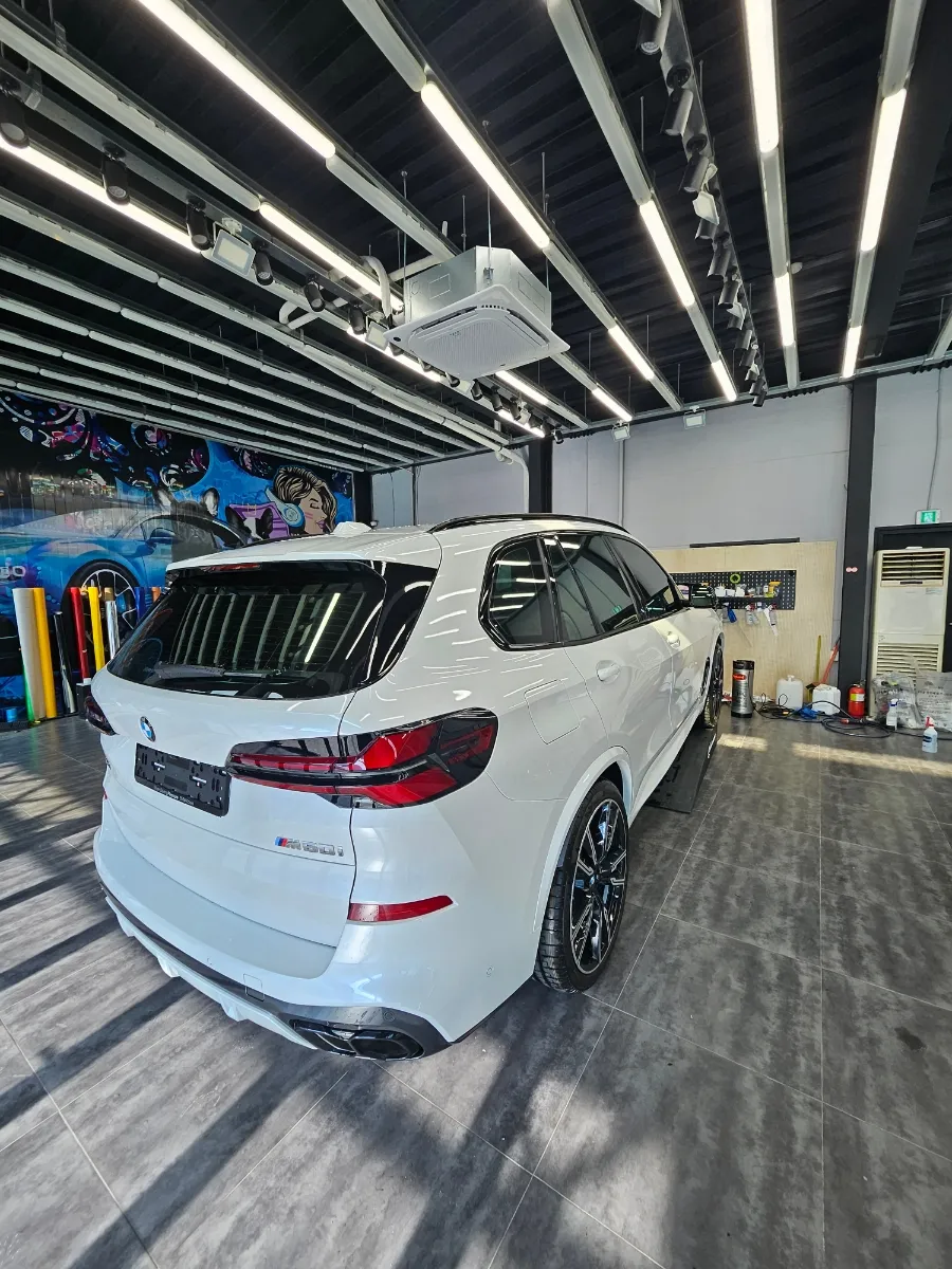 BMW X5のPPF施工事例|無光フィルムで質感を向上 施工写真 1-3