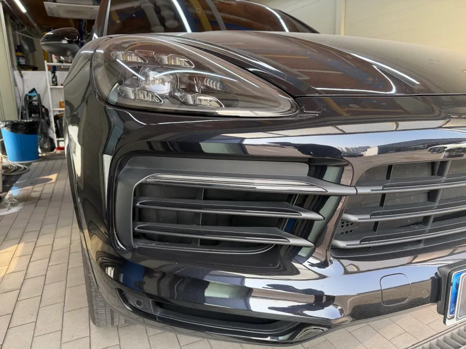 Porsche Cayenne ceramic coating - Porsche Cayenne Ceramic Coating Review: Cost & Results photo 4
