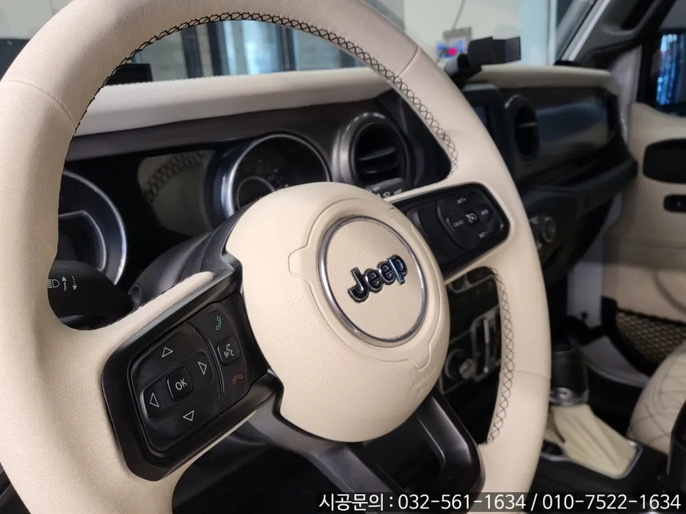 Jeep Wrangler interior customization - Jeep Wrangler Interior Customization Review — Cost & Results photo 4