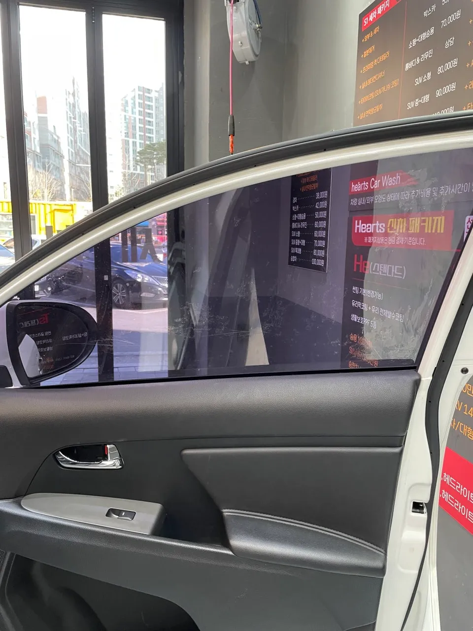Kia Sportageのカーフィルム施工事例｜費用目安・仕上がり 施工写真 5