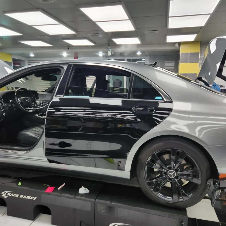 Mercedes-Benz S-ClassのPPF施工事例|費用目安・仕上がり 施工写真 1-2