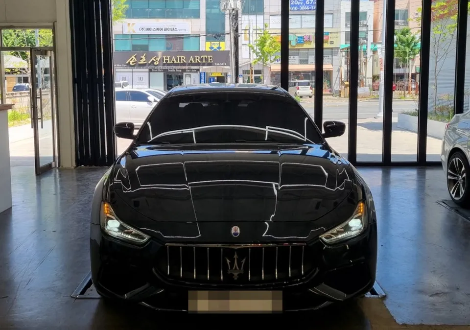 Maserati Ghibli lighting upgrade installation result