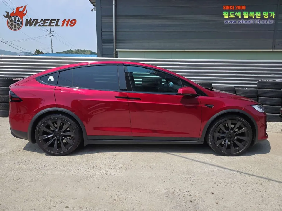 Tesla Model Xのホイールリペア・塗装事例 施工写真 3