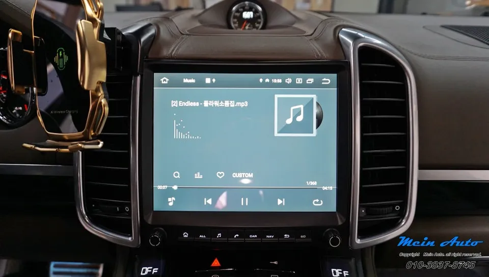 Porsche CayenneのAndroid Auto・CarPlay取付事例 施工写真 2-2