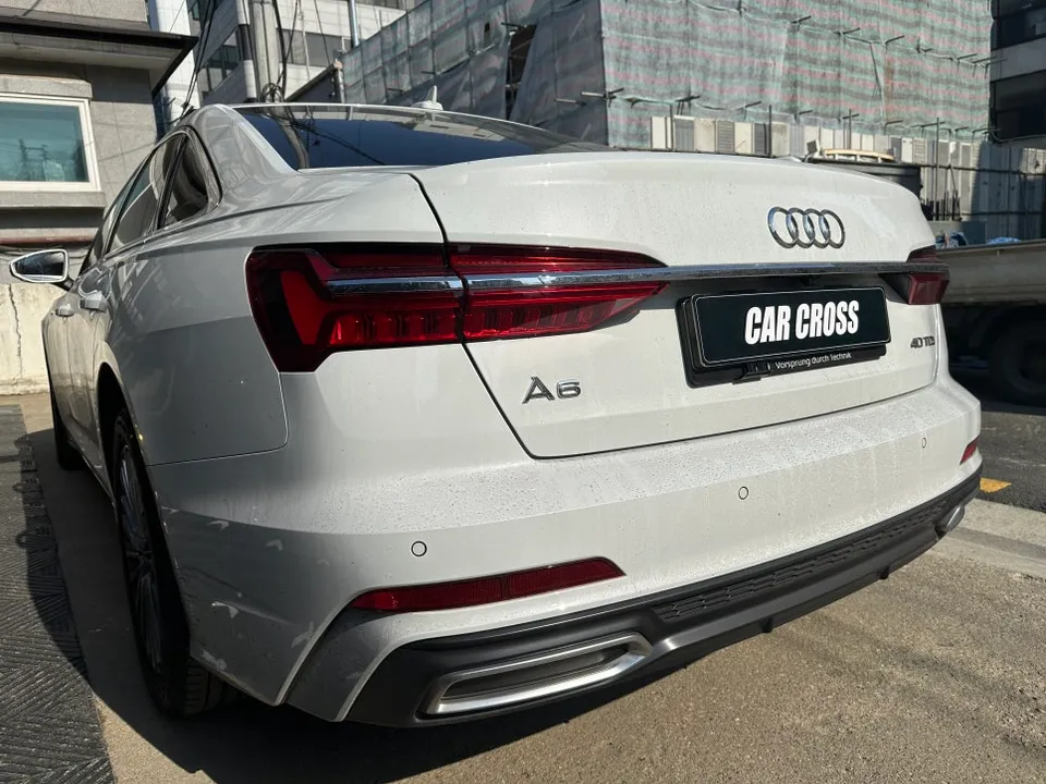 Audi A6のカーラッピング事例｜クロームをブラック化 施工写真 3-3