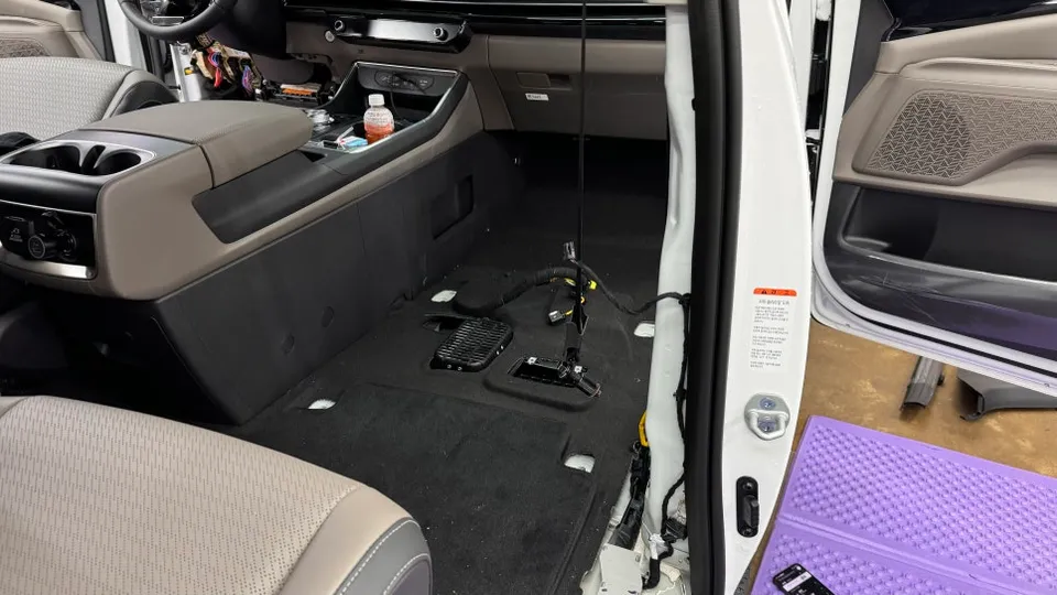 Kia Carnival body kit - Kia Carnival Body Kit Installation Review — Cost & Results photo 3