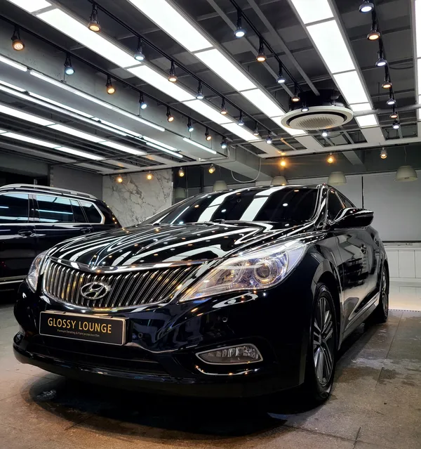 Hyundai Grandeur HGのガラスコーティング事例｜費用目安・仕上がり 施工写真 1-2