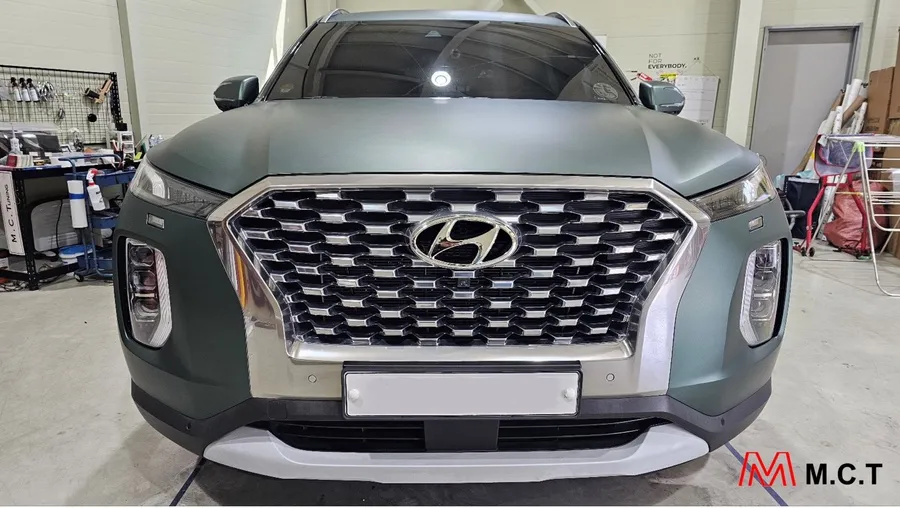 Hyundai Palisadeのカーラッピング事例|3Mファイングリーン施工 施工写真 1-3