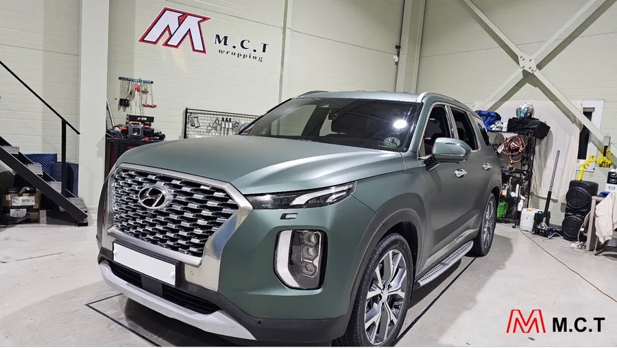 Hyundai Palisadeのカーラッピング事例|3Mファイングリーン施工 施工写真 3-3