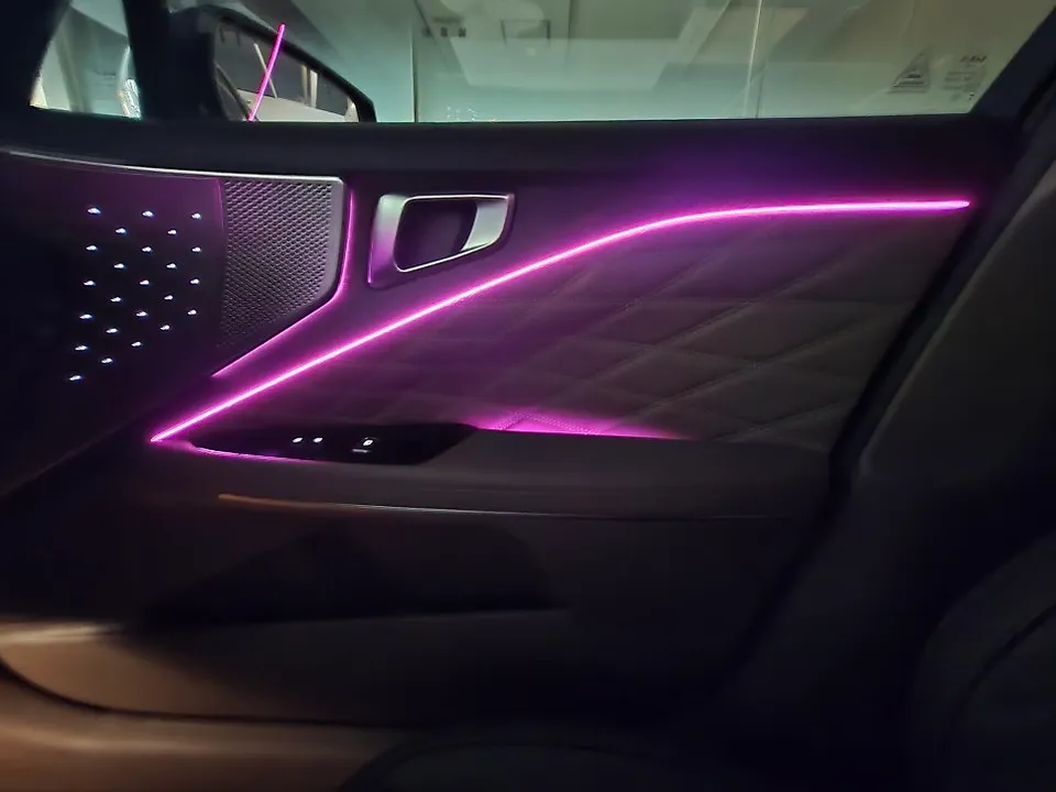 Kia K8 ambient lighting - Kia K8 Ambient Lighting Upgrade Review photo 3