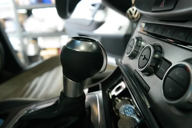 Volkswagen CC steering wheel - Volkswagen CC Custom Steering Wheel Upgrade Review photo 6