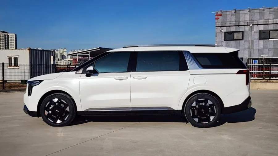 Kia Carnival Hybrid Window Tinting Review: Cost & Results After