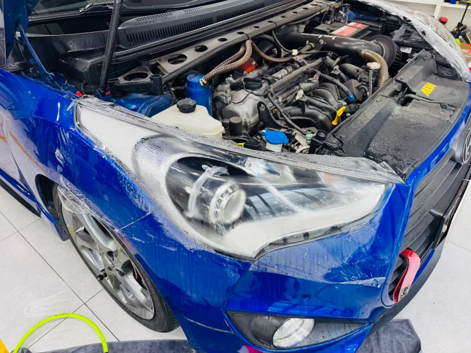 Hyundai Velosterのカーラッピング事例|費用目安・仕上がり 施工写真 3-2
