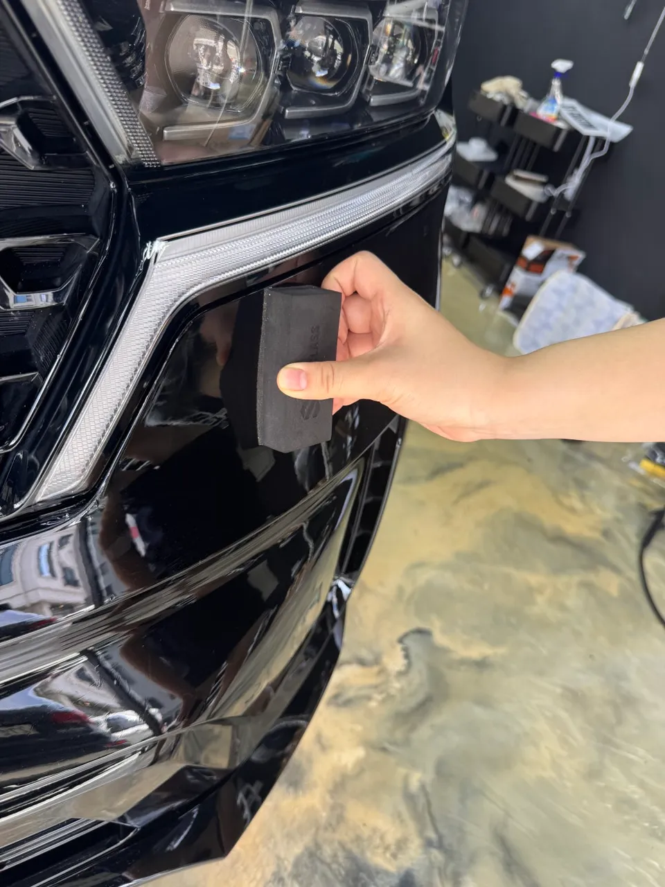Kia Sorento HybridのPPF施工事例 施工写真 1-2