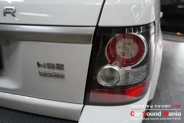Land Rover Range Rover Sportのカーオーディオ施工事例 施工写真 2-1
