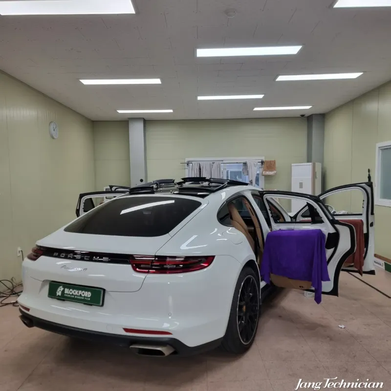 Porsche Panamera window tinting - Porsche Panamera Window Tinting Review: Scratch-Free Reapplicatio photo 5