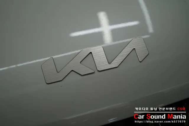 Kia Carnival KA4 car audio installation result