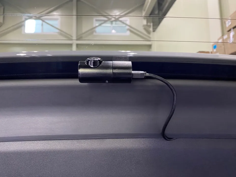 Porsche Cayenne E3 dash cam - Porsche Cayenne E3 Dash Cam Installation Review — Enhanced Securi photo 4